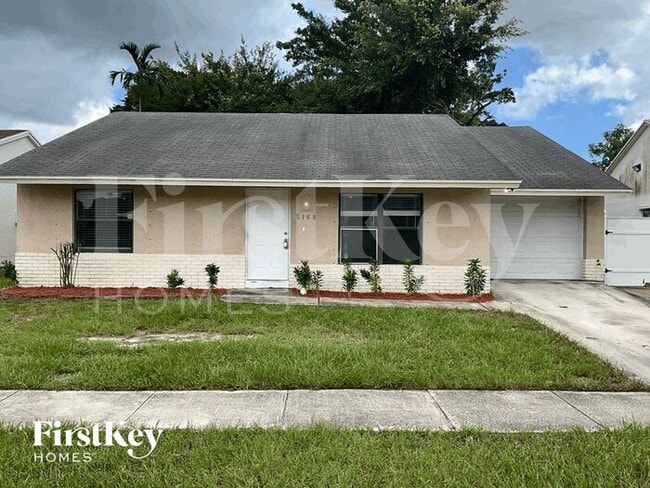 Building Photo - 5168 Edgecliff Ave