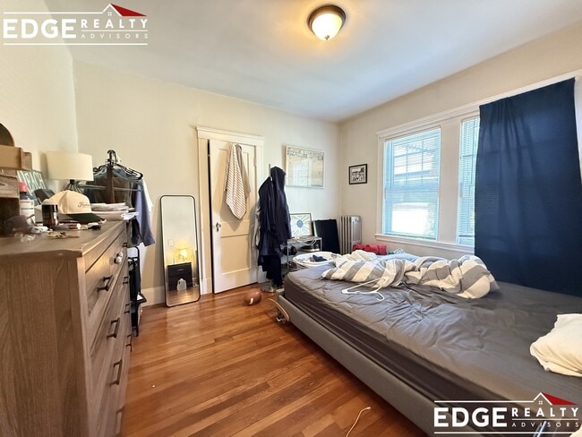 Foto del edificio - 19 Cresthill Rd