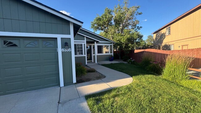 Building Photo - 4bed/2bath/2car garage. RV parking & massive landscaped backyard in cut-de-sac