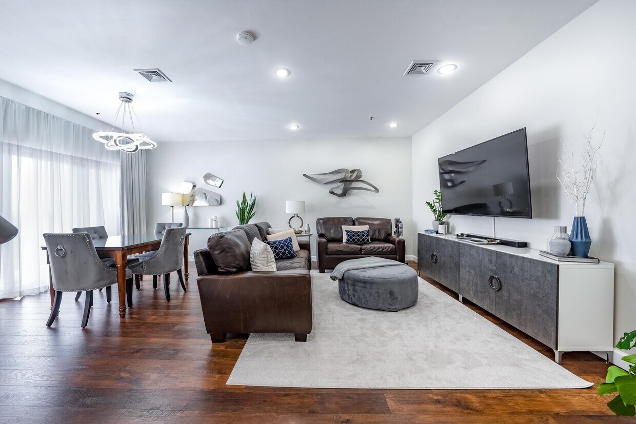 Foto principal - 517 74th St