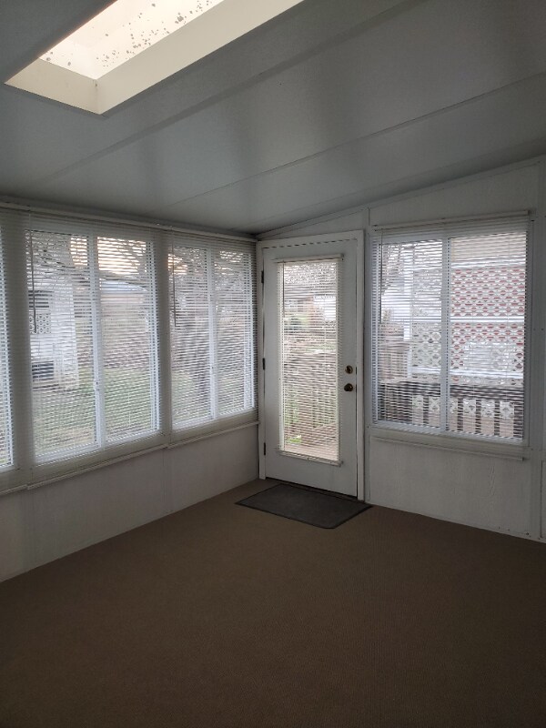 404 E 8th St, Sheridan, IN 46069 House Rental in Sheridan, IN