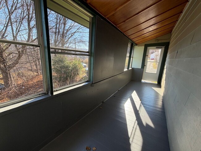 Foto del edificio - 21-23-23 Lyman St