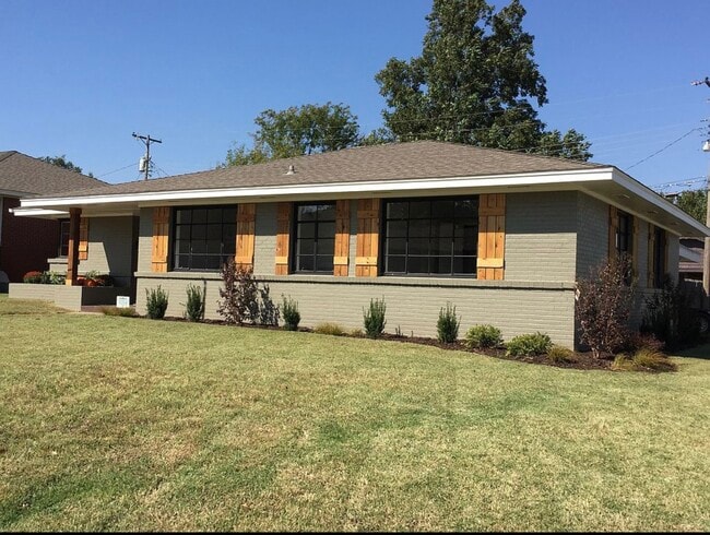 Building Photo - 3301 NW 62nd St