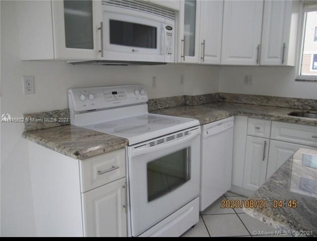 Building Photo - 3500 Coral Way