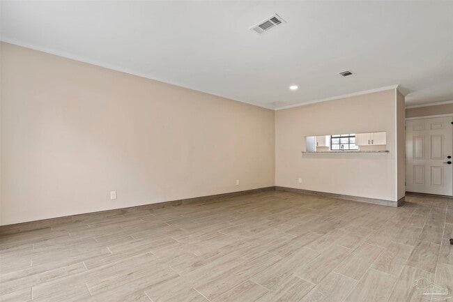 Building Photo - 7250 Hilburn Rd