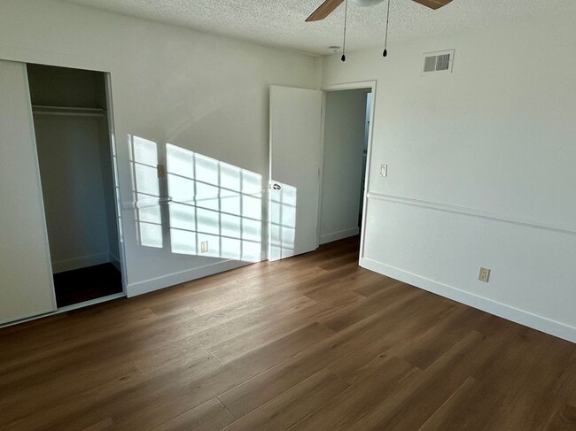 Building Photo - 6340 Orange Ave