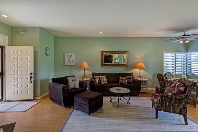 Foto del edificio - 29131 Isleta Ct
