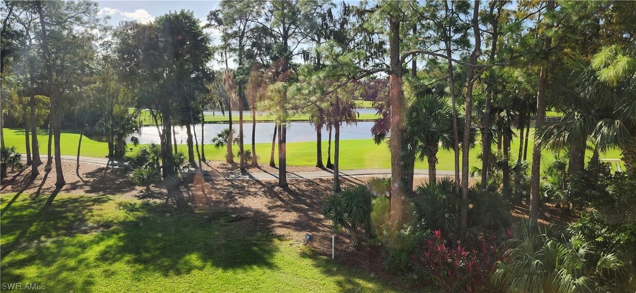 Primary Photo - 228 Fox Glen Dr