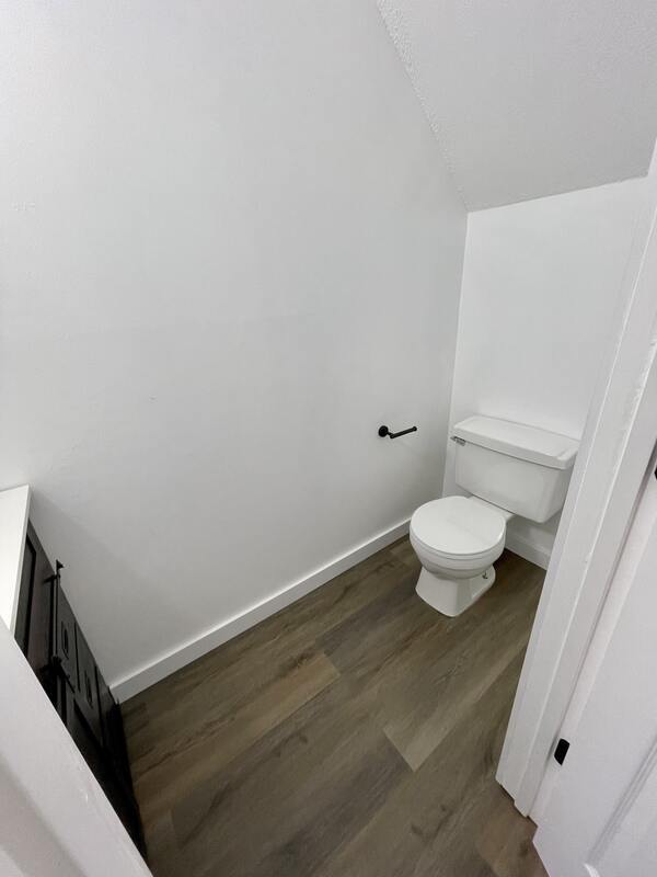 Foto del edificio - 1642 Hillwood Dr