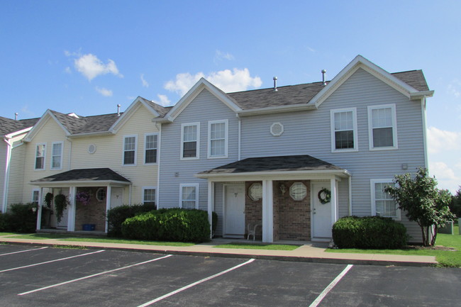 Building Photo - North Road Townhomes