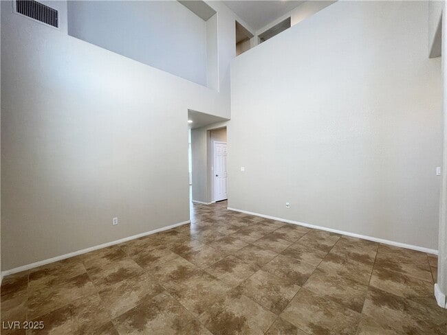 Foto del edificio - 8324 San Mateo St