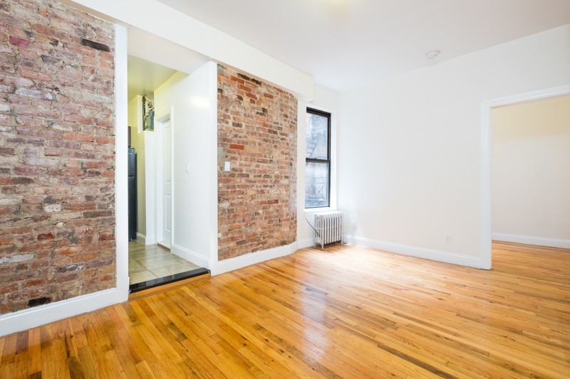 Foto principal - 345 East 12th Street