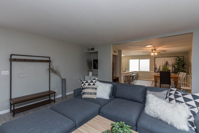Foto del edificio - Newly Remodeled Scottsdale Home w/ HOT TUB!!