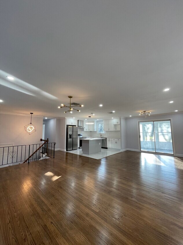 Primary Photo - 200 Brooksvale Ave