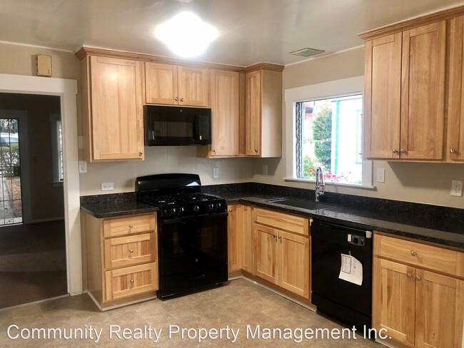 Building Photo - 2 br, 1 bath House - 9301 Lawlor St.