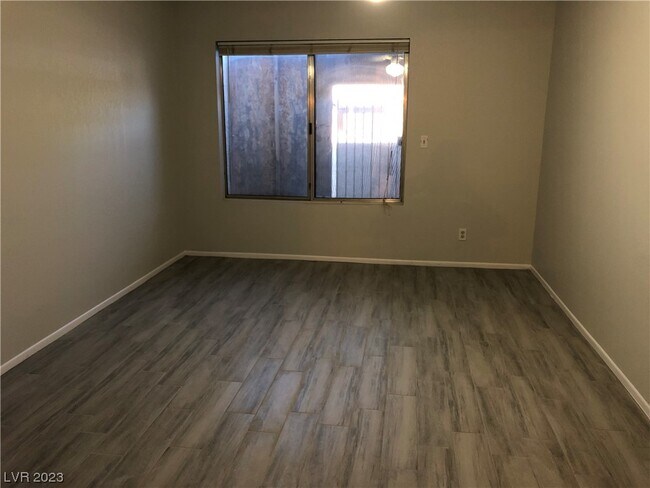 Building Photo - 6689 Flora Dr