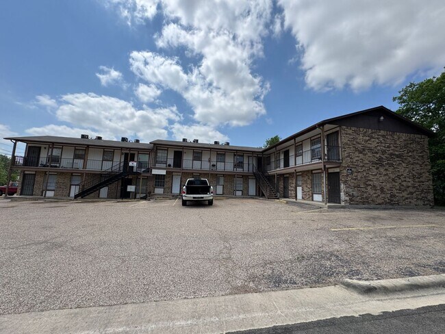 Foto del edificio - 1405 N Gray St
