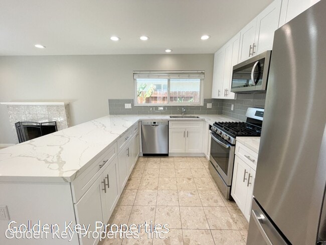 Foto del edificio - 3 br, 2 bath House - 5535 El Arbol Drive