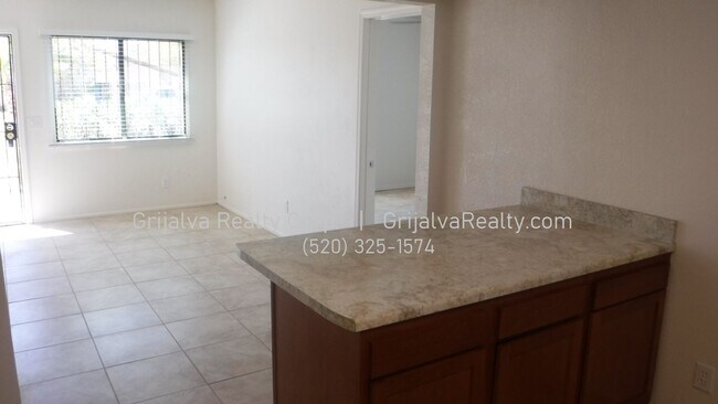 Foto del edificio - 1550 N 4th Ave