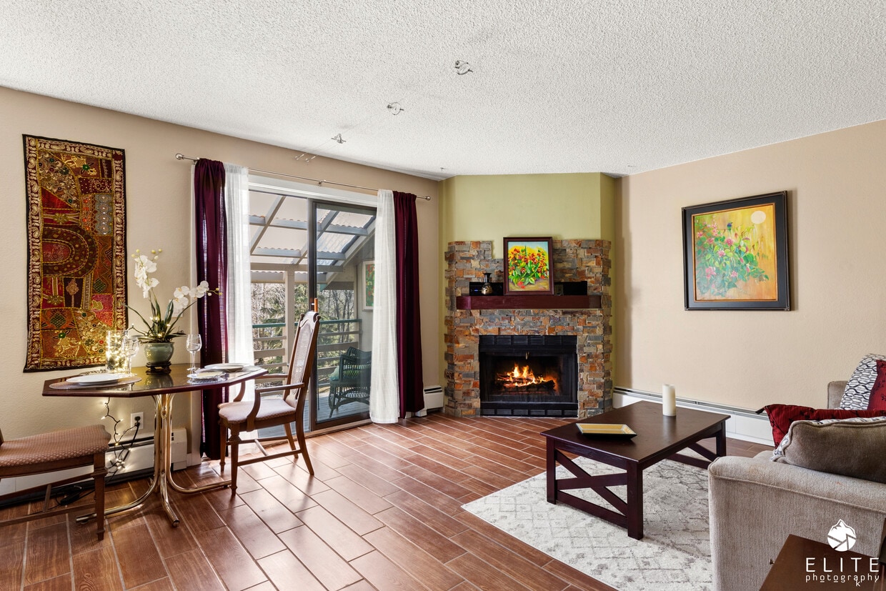 Primary Photo - 3011 Lois Dr