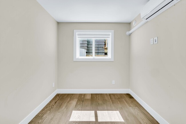 Building Photo - 1507 Kilmer Pl