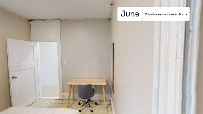 Building Photo - Room in Shared 4 bed/1 bath home