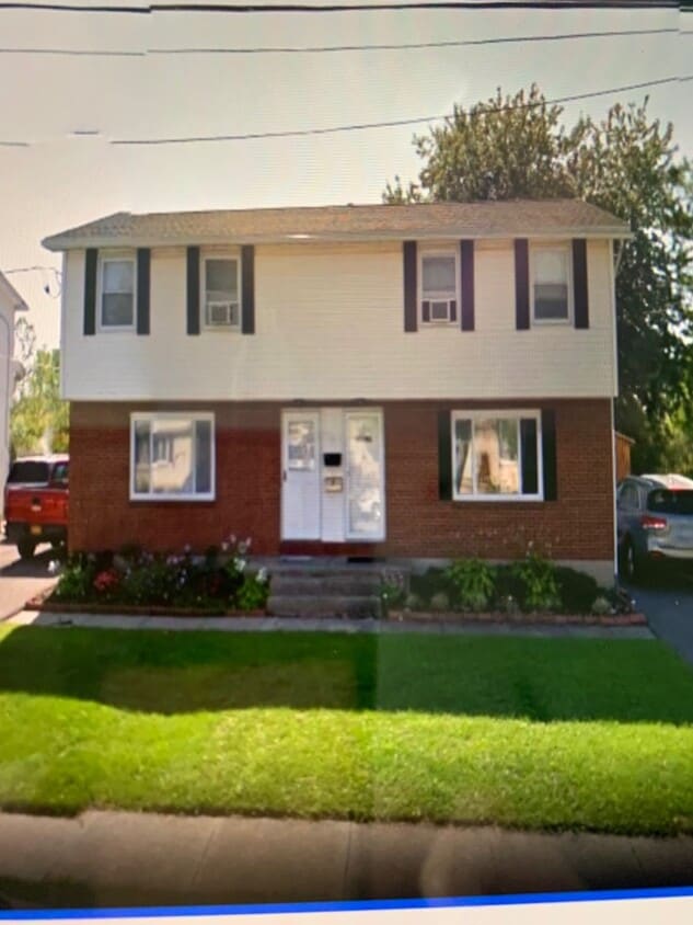 Primary Photo - 45 E Drullard Ave