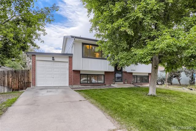Primary Photo - 2068 Kenton St