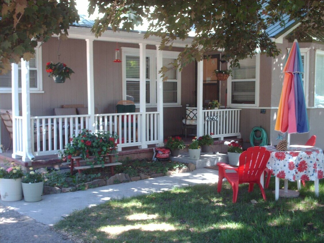 Primary Photo - 2662 W 2nd Ave
