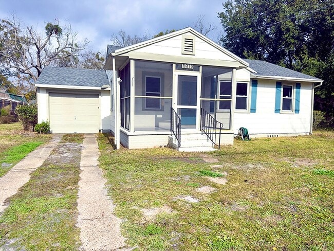 Building Photo - Great 3 Bedroom Rental Home Available