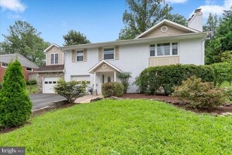 Building Photo - 7029 Old Dominion Dr
