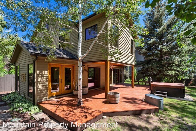 Building Photo - 3 br, 3 bath House - 1347 W Quail Meadow Road