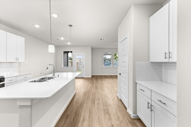 Foto del edificio - 2213 Bay Breeze Dr