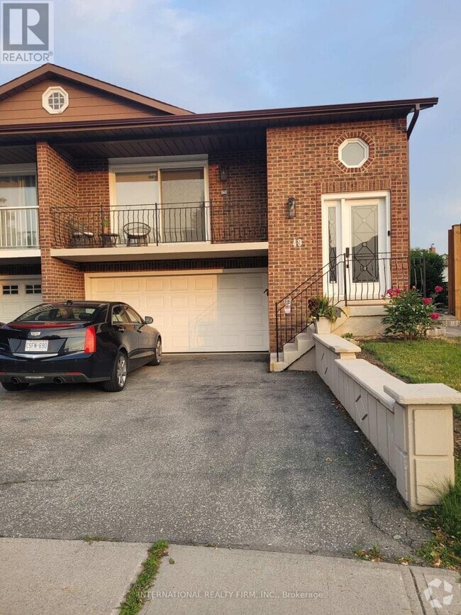 Building Photo - 49 Avon Crescent
