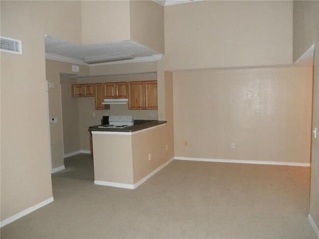 Building Photo - 15115 Michelangelo Blvd