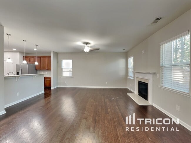 Building Photo - 119 Kasey Dr