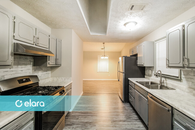 Building Photo - 130 Summerfield Dr