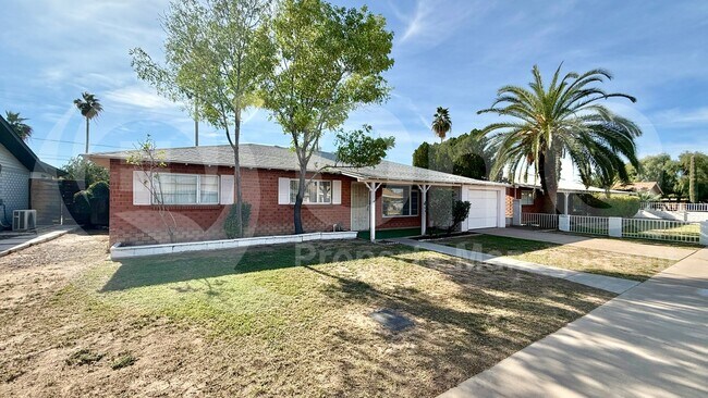 Foto del edificio - 8125 E Amelia Ave