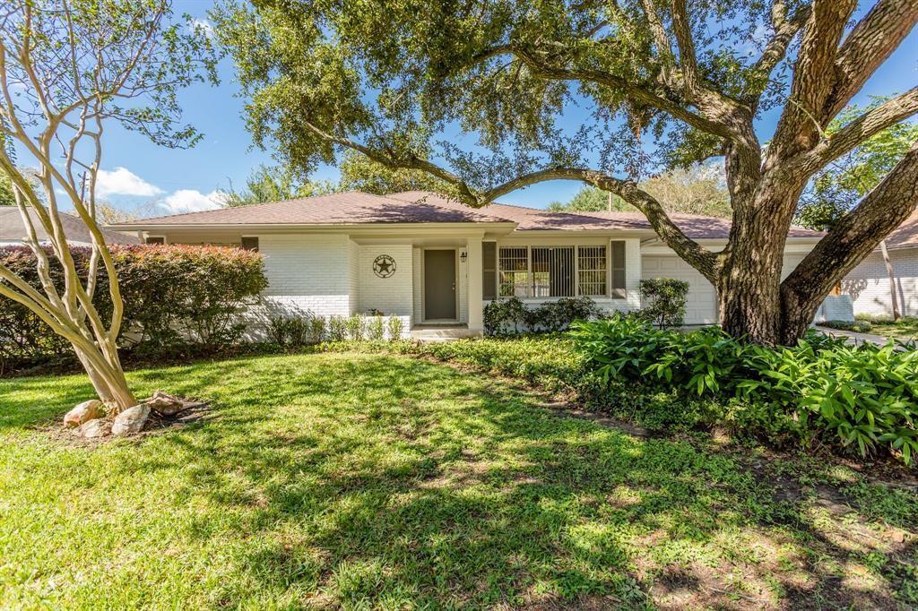 2806 Linkwood Dr, Houston, TX 77025 House Rental in Houston, TX