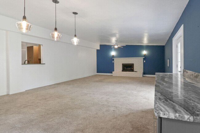 Foto del edificio - Spacious 5BR House in Boise