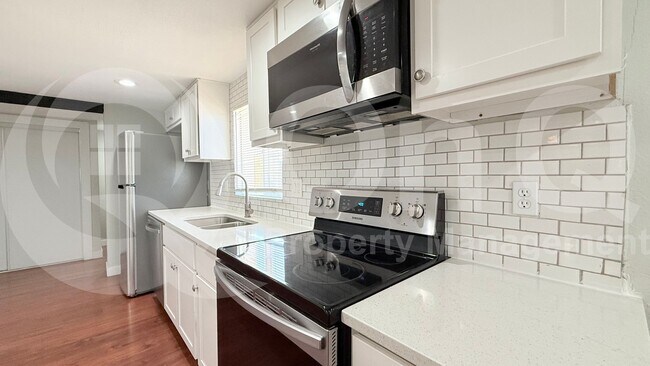 Building Photo - 4448 S 3rd St