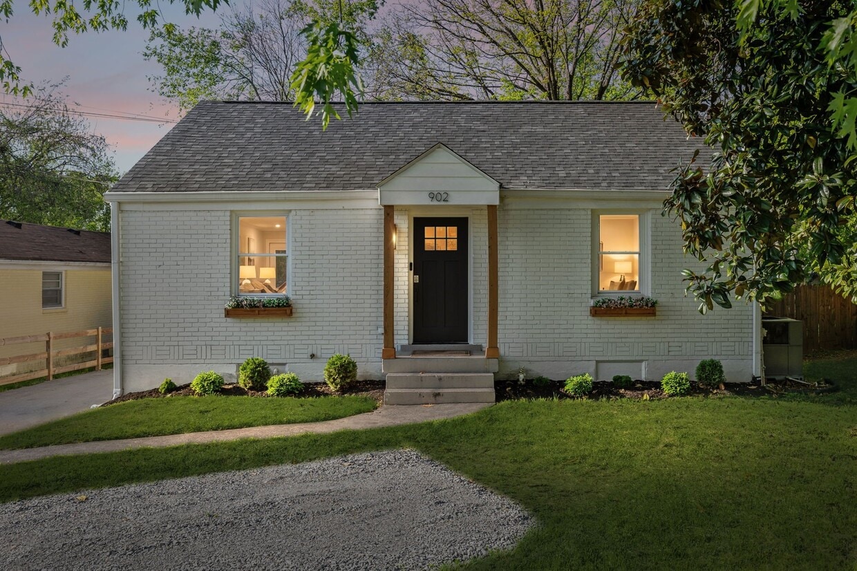 Photo - 902 Broadmoor Dr (Nashville, TN)
