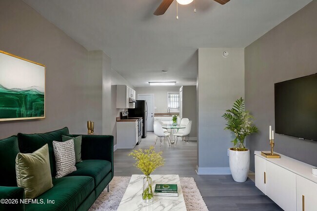 Foto del edificio - 2036 W 11th St
