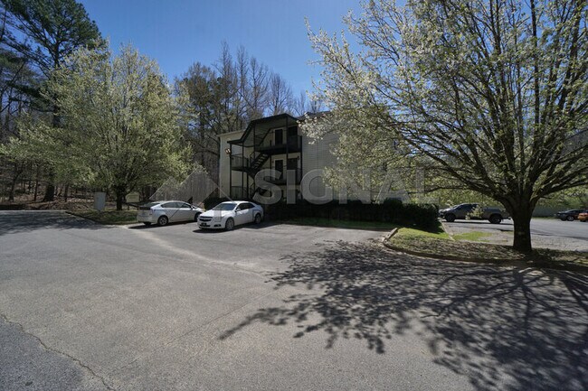 Foto del edificio - 3830 Coalburg Rd
