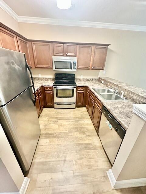 Foto del edificio - 2200 Hadleigh Hills Ct