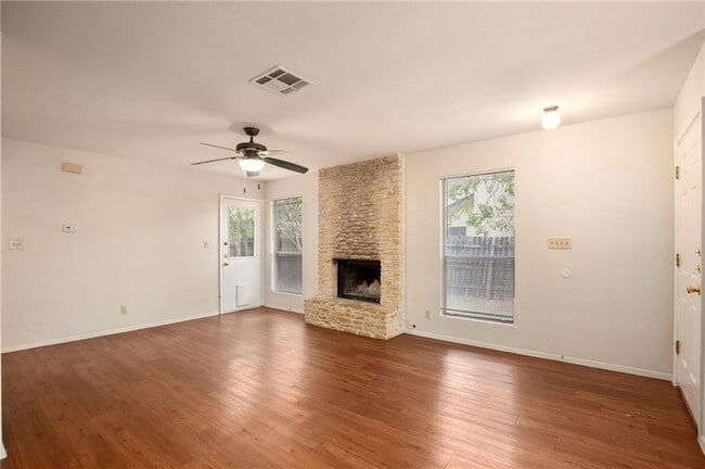 Building Photo - 12809 Copper Cliff Ave