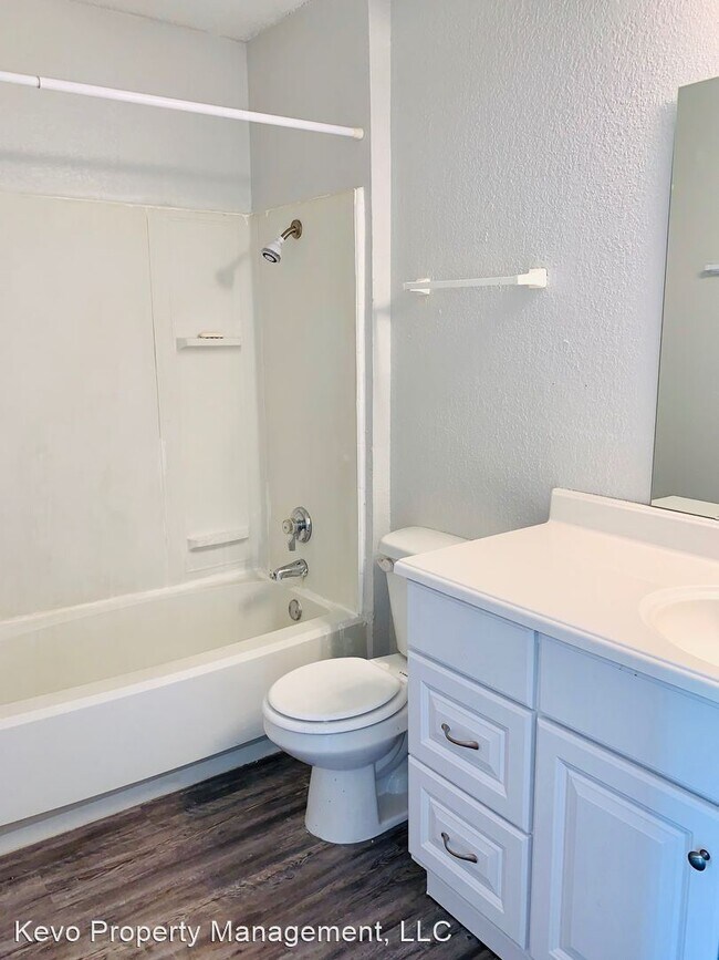 Foto del edificio - 2 br, 2 bath House - 415 NW 119th St.