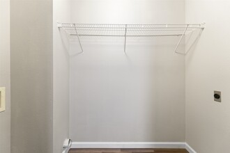 Building Photo - 44422 US-290 BUS