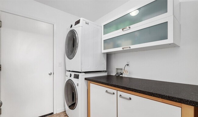 Foto del edificio - 4204 114th Pl SE