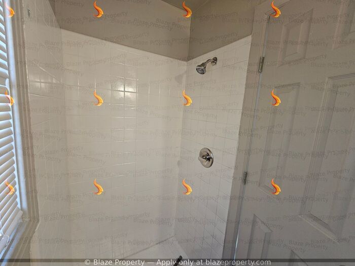 Foto del edificio - Move-In Ready! Renovated Efficiencies & 1-...